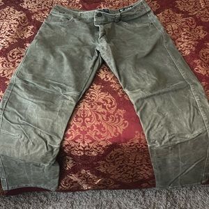 36/32 Kuhl pants